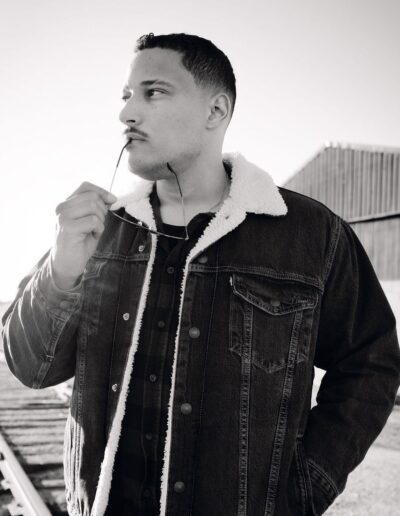 Ben E. Davis Singer Songwriter